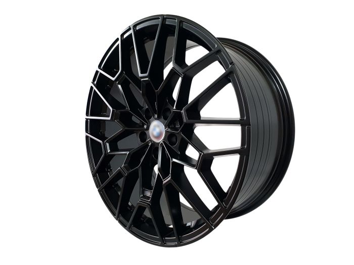 R20 Satin Black (разноширокие) на BMW 1 Series F40 / F41 2019-2023 года