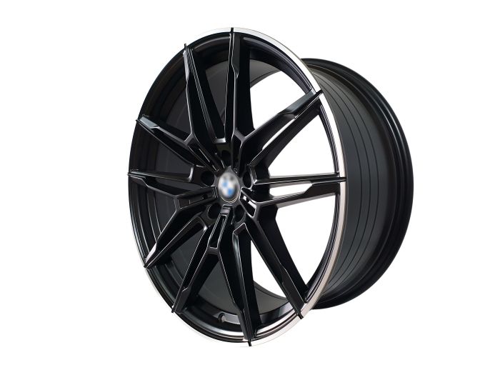 R20 MICB ( разноширокие ) на BMW 1 Series F40 / F41 2019-2023 года