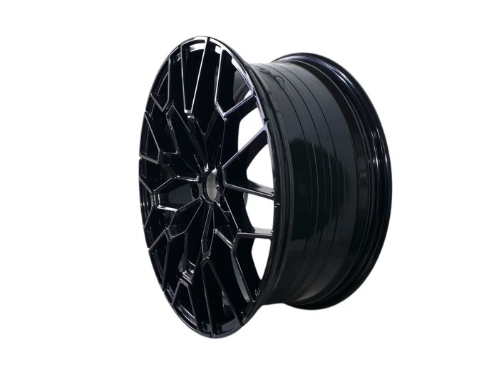 R20 Gloss Black (разноширокие) на BMW 3 Series F30 / F31 2011-2018 года