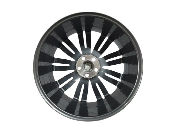 R21 GMF (одноширокие 9.5J ET48) на Land Rover Range Rover Sport L320 2005-2010 года