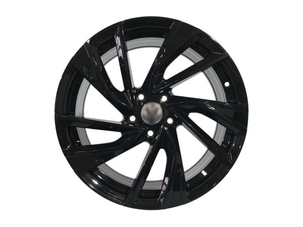 R18 Black (одноширокие 7.5J ET42) на Volkswagen Arteon 2017-2020 года