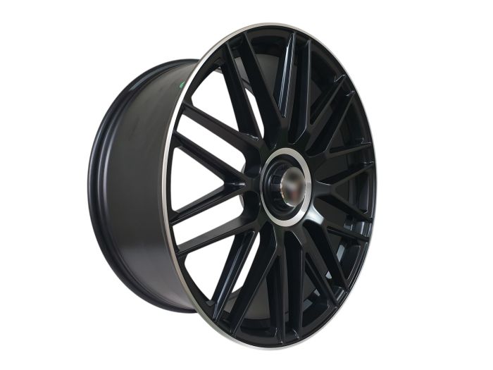 R20 MBML (разноширокие) на Mercedes-Benz A-Class W176 2012-2015 года