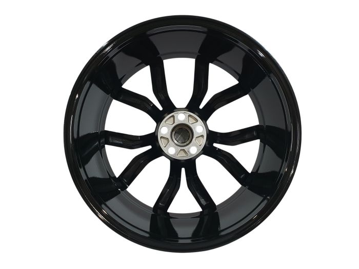 R22 Black (одноширокие 9.5J ET45) на Land Rover Range Rover Sport L320 2005-2010 года