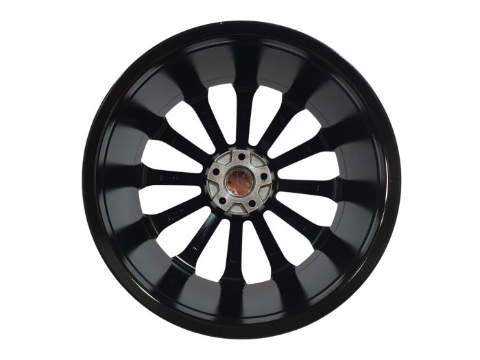 R20 BMF (разноширокие) на Mercedes-Benz A-Class W176 2012-2015 года