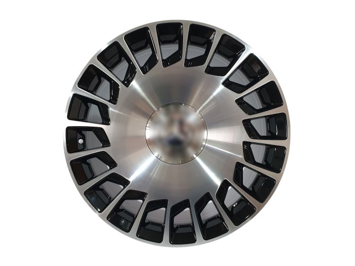 R20 BMF (разноширокие) на Mercedes-Benz A-Class W176 2012-2015 года