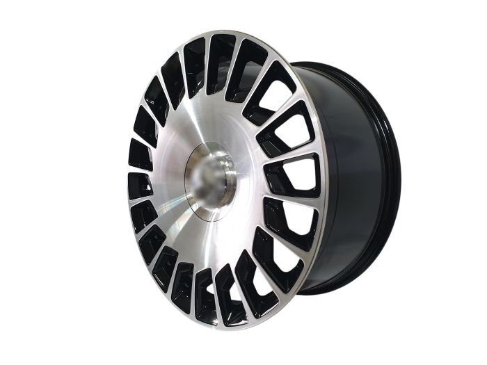 R20 BMF (разноширокие) на Mercedes-Benz A-Class W176 2012-2015 года