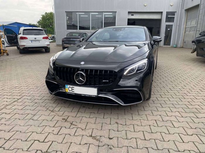 Передний бампер (стиль S63 AMG) на Mercedes-Benz S-Class Coupe C217 2015-2017 года