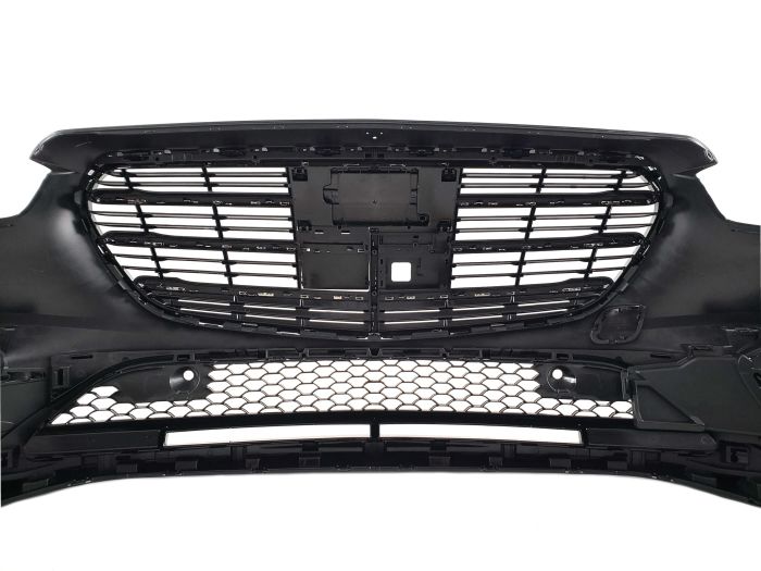 Передний бампер (AMG) БЕЗ РЕШЕТКИ РАДИАТОРА на Mercedes-Benz S-Class W223 2020-2025 года
