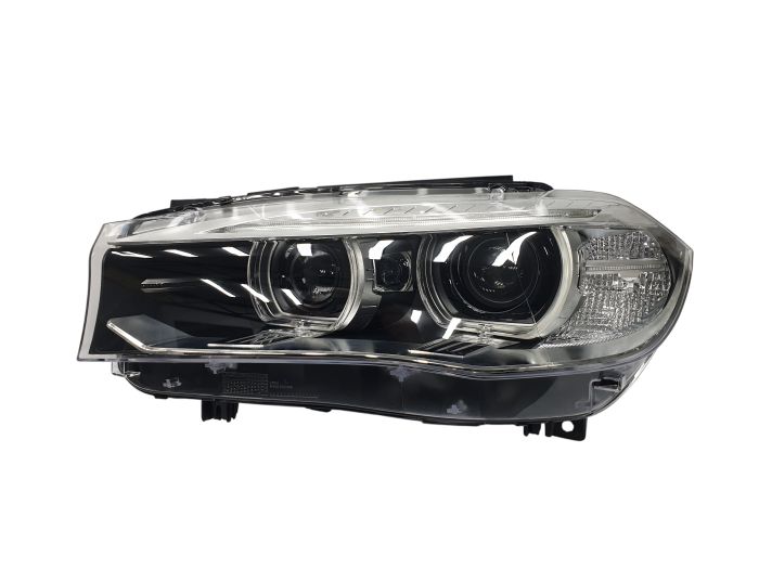Передние фары (Bi-Xenon No Adaptive) пусты на BMW X5 F15 2013-2018 года.