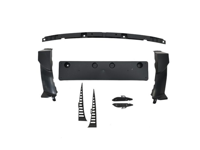 Передний бампер (стиль M4) под туманки на BMW 4 Series F32/F33 2013-2020 года