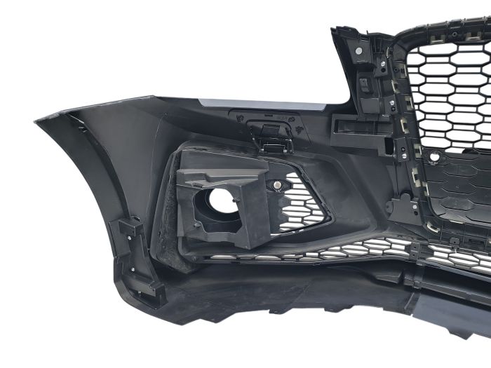 Передний бампер ( RS Style ) на Audi Q5 8R 2008-2012 года