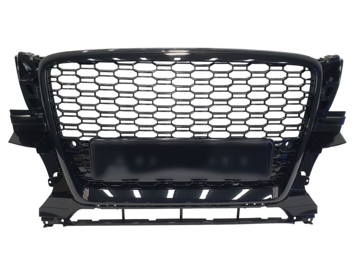 Решетка радиатора Full Black (в стиле RSQ5) на Audi Q5 8R 2008-2012 года