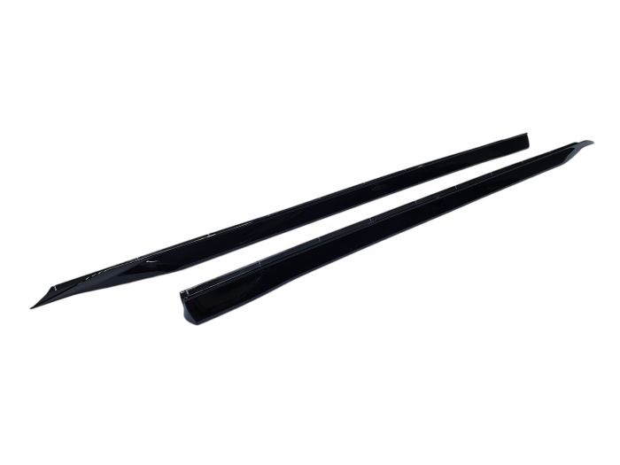 Лезвия на пороги Черный глянец ( MP ) на BMW 5 Series G60/G61 2023-2025 года