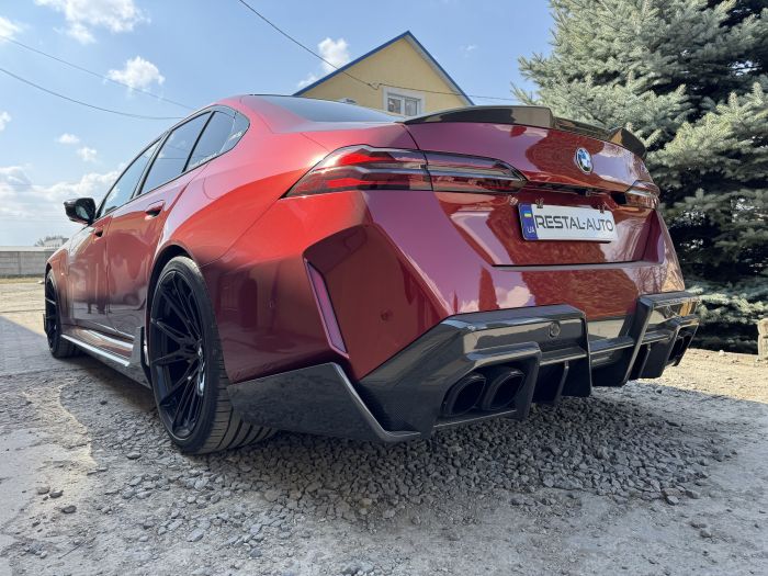 Диффузор ( Карбон ) V3 на BMW M5 G90 / G99 2024-2026 года