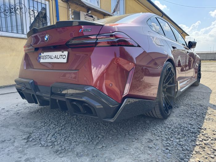 Диффузор ( Карбон ) V3 на BMW M5 G90 / G99 2024-2026 года
