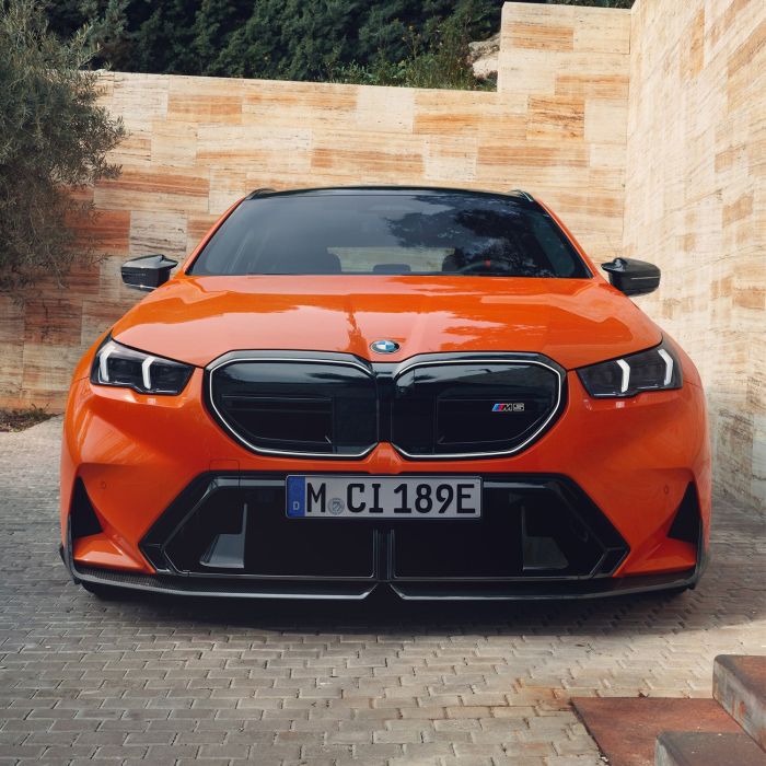 Губа ( Карбон ) V1 на BMW M5 G90 / G99 2024-2026 года