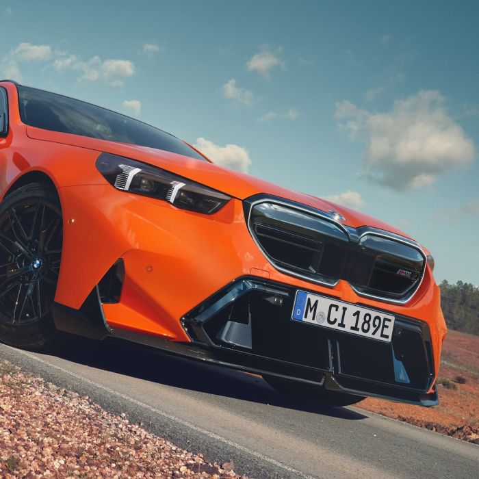 Губа ( Карбон ) V1 на BMW M5 G90 / G99 2024-2026 года