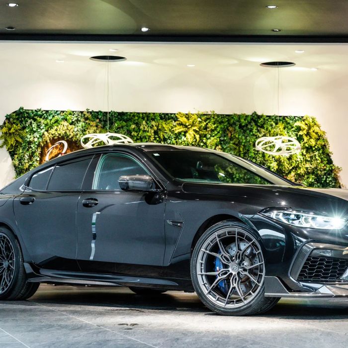 Лезвия на пороги ( Карбон ) Gran Coupe на BMW 8 Series G14 / G15 / G16 2018-2023 года