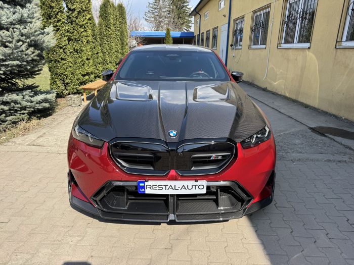 Капот ( Карбон ) на BMW M5 G90 / G99 2024-2026 года