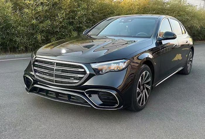 Передний бампер (стиль Mercedes W223 AMG-Line) на Mercedes-Benz E-Class W214 2023-2025 года