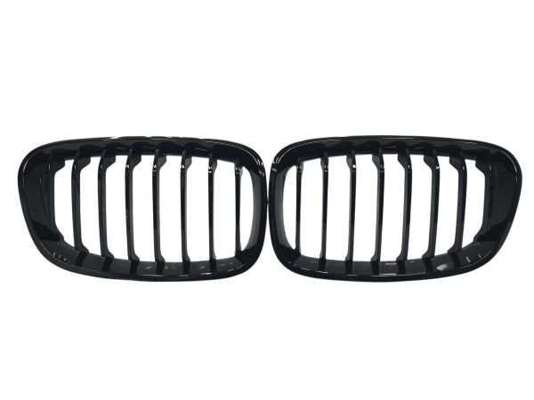 Ноздри Gloss Black ( 1 bar ) на BMW 1 Series F20 / F21 2011-2015 года