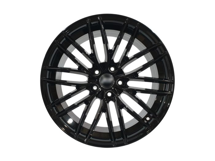 R19 Gloss Black (одноширокие 8.5J ET45) на Audi A4 B8 2007-2011 года
