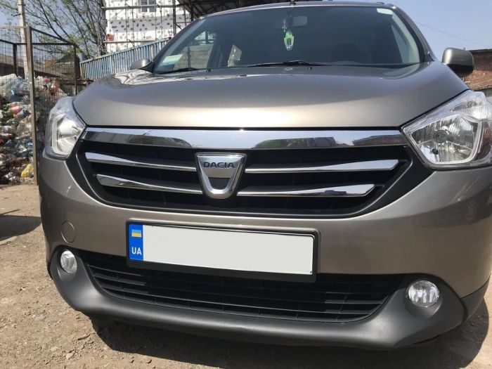Хромированные накладки на решетку (4 шт, нержавейка) для Dacia Lodgy 2012-2022 гг