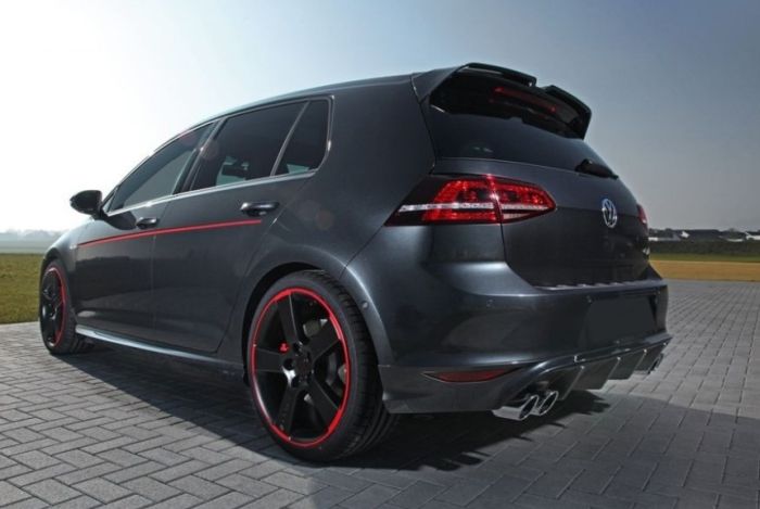 Спойлер на VW Golf 7 Hatchback черный глянцевый ABS-пластик (стандартная версия авто)