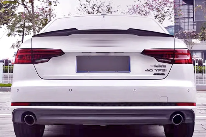 Спойлер на Audi A4 B9 стиль М4 черный глянцевый (ABS-пластик)