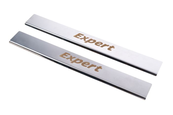 Накладки на пороги нержавеющие (Carmos, 2 шт) для Peugeot Expert 2007-2016 гг