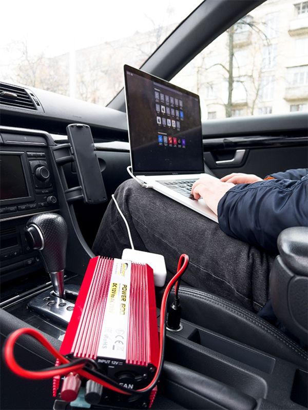 Інвертор 12в 220в 600W "POWER-600" автомобільний