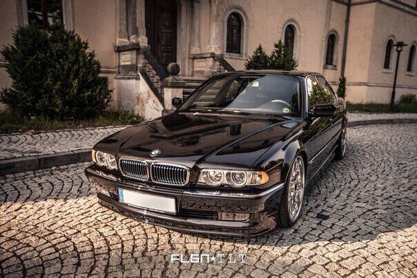 Решетка радиатора BMW E38 хром