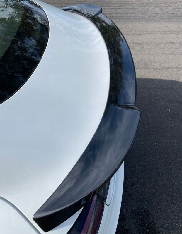 Спойлер Tesla Model 3 стиль М4 Large ABS-пластик (17-22 г.в.)