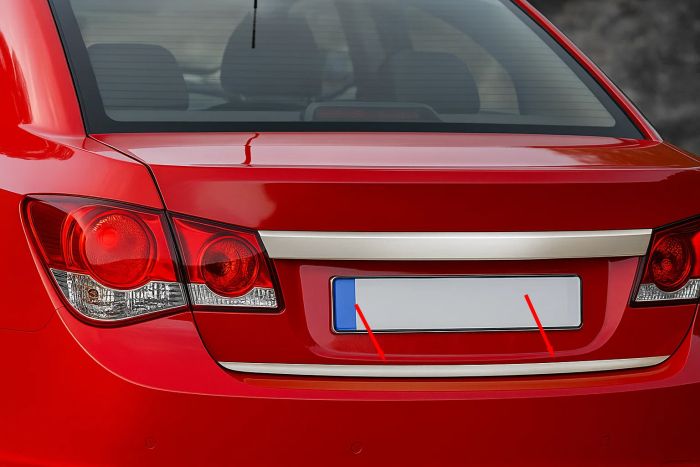 Накладка на задний бампер нержавейка Sedan, OmsaLine - Итальянская Нержавейка для Chevrolet Cruze 2009-2015 гг