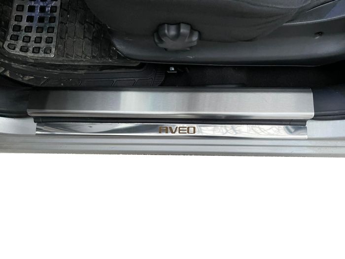 Накладки на дверные пороги Carmos из нержавейки (4 шт.) для Chevrolet Aveo T250 2005-2011 гг