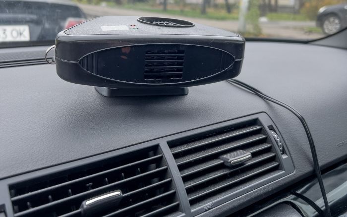 Автомобільний керамічний обігрівач салону від прикурювача (Автодуйка) тепловентилятор 2 в 1 12V 150W "CYCLONE"