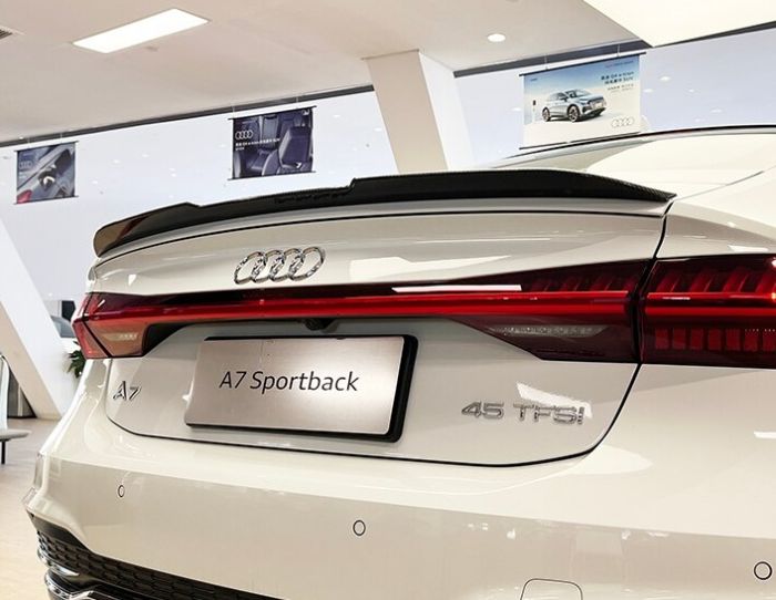 Cпойлер багажника Audi A7 S7 RS7 черный глянцевый ABS-пластик (2019-...)
