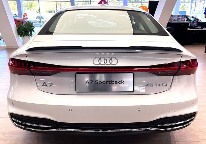 Cпойлер багажника Audi A7 S7 RS7 черный глянцевый ABS-пластик (2019-...)