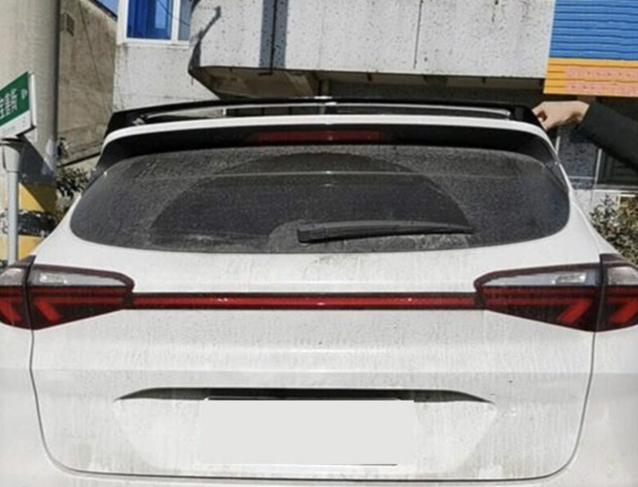 Cпойлер багажника Hyundai Tucson 3 черный глянцевый (2015-...)