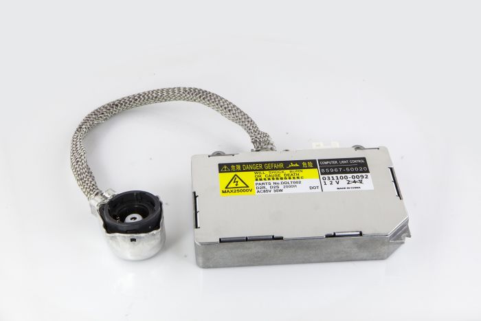 Штатный ксеноновый блок розжига D2/4 (DW) (DDLT002 / KDLT002) Lexus, Toyota, Mazda