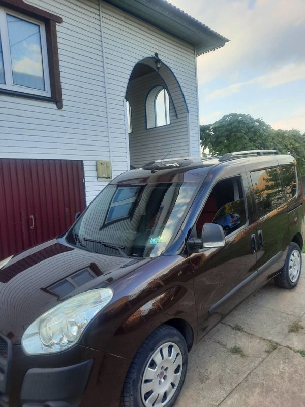 Хромированные Рейлинги Стандарт, Металлические опоры для Fiat Doblo II 2010-2022 гг