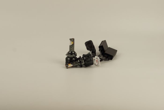 LED лампи автомобільні DriveX UL-01 HB4(9006) 5.5K 65W CAN