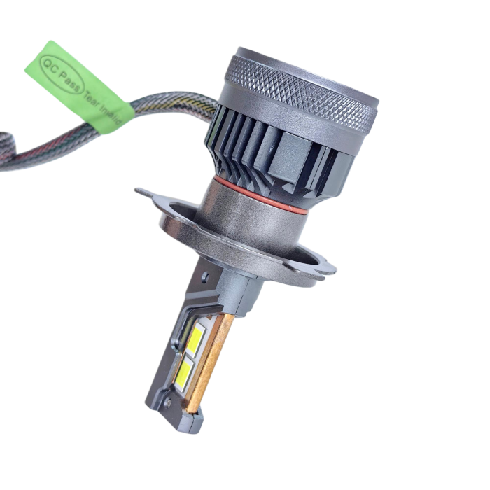 Комплект светодиодных ламп Infolight S4 H4 65W