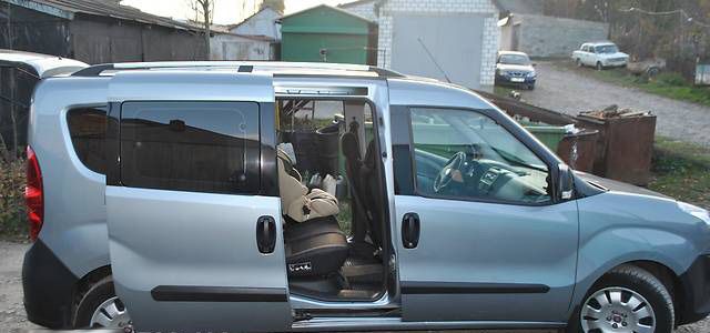 Хромированные Рейлинги Стандарт, Металлические опоры для Fiat Doblo II 2010-2022 гг