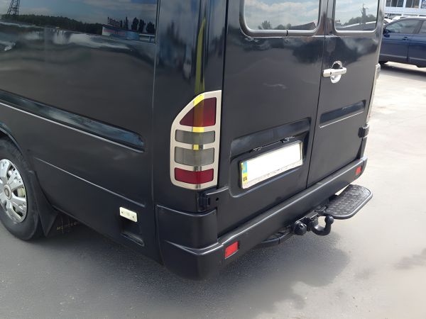 Хромированные Накладки на Задние Фонари (2 шт., Нерж. Сталь) OmsaLine - Итальянская Нержавеющая Сталь для Mercedes Sprinter W901/902/903/904/905 1995-2006 гг