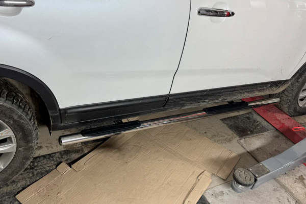 Боковые трубы (2 шт., нержавейка) для Kia Sorento II XM 2009-2014 гг