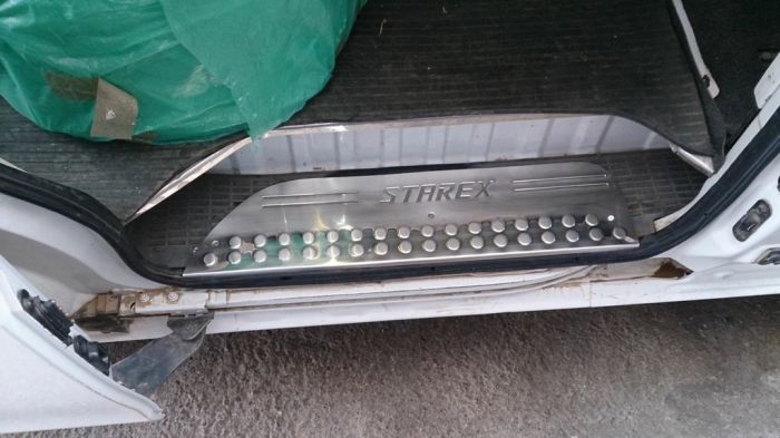 Накладки на пороги OmsaLine (3 шт, нержавейка) для Hyundai H200, H1, Starex 1998-2007 гг