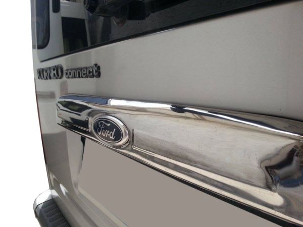 Хромированная планка над номером (установка на оригинал, нержавейка) OmsaLine - Итальянская Нержавейка для Ford Connect 2010-2013 гг