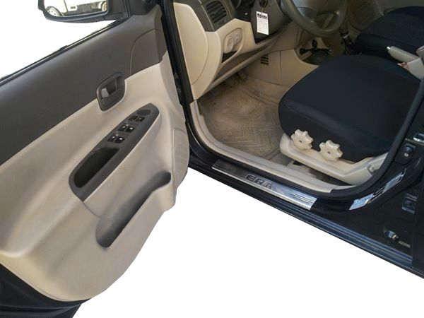 Накладки на пороги нержавейка Carmos V1 (4 шт) для Hyundai Accent 2006-2010 гг