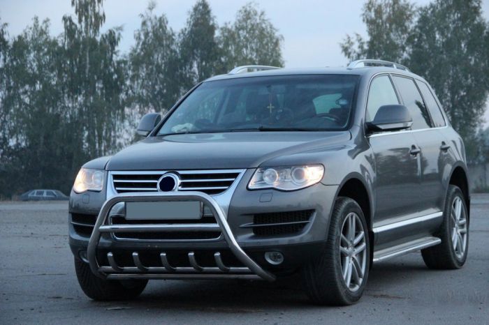 Защита переднего бампера WT003 Special (нерж) для Volkswagen Touareg 2002-2010 гг